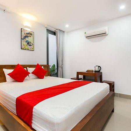 Super Oyo 520 Friendly Homestay Thành Pho Ho Chí Minh Esterno foto