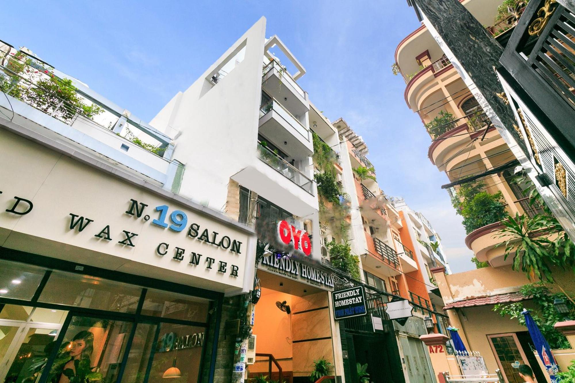 Super Oyo 520 Friendly Homestay Thành Pho Ho Chí Minh Esterno foto