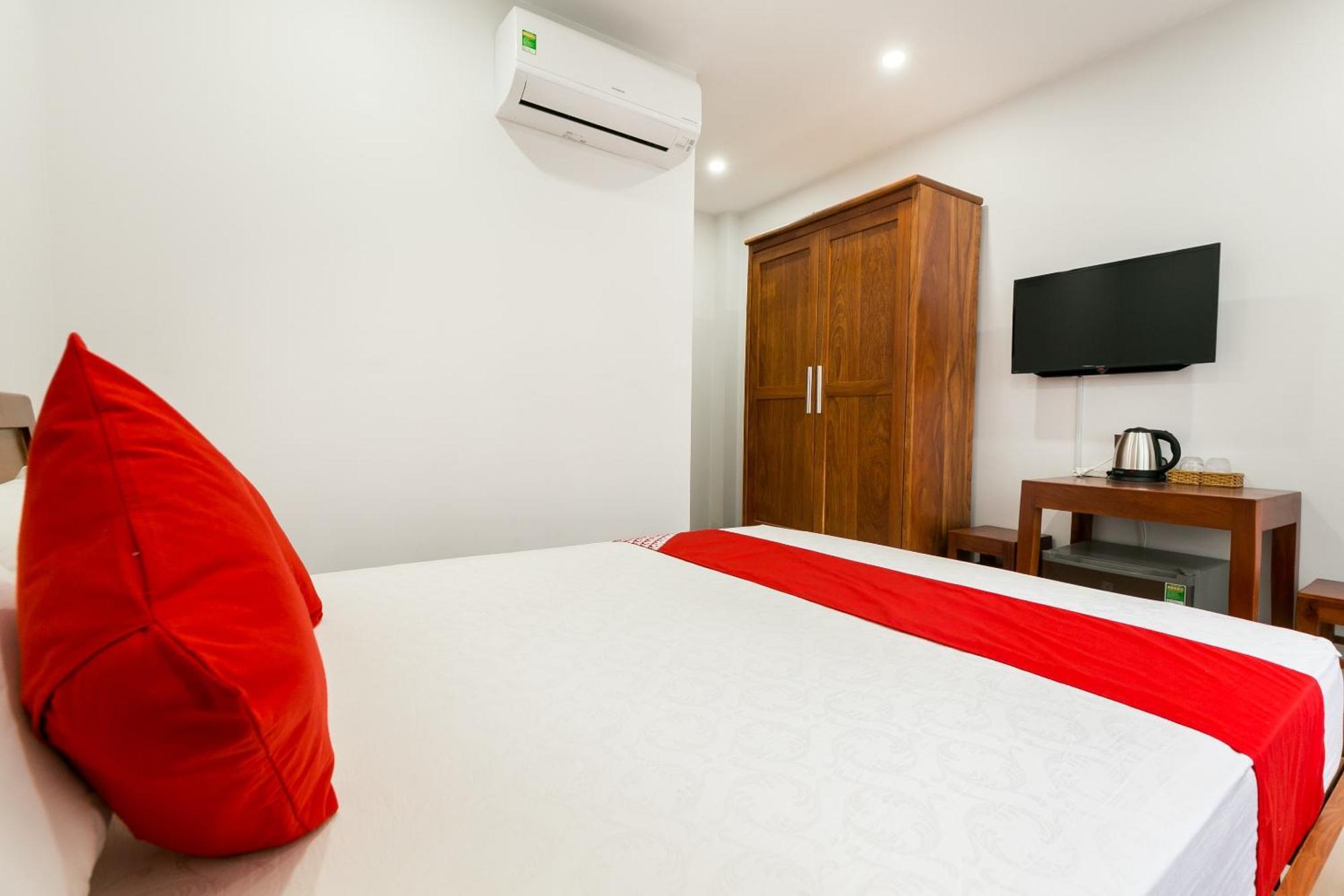 Super Oyo 520 Friendly Homestay Thành Pho Ho Chí Minh Esterno foto