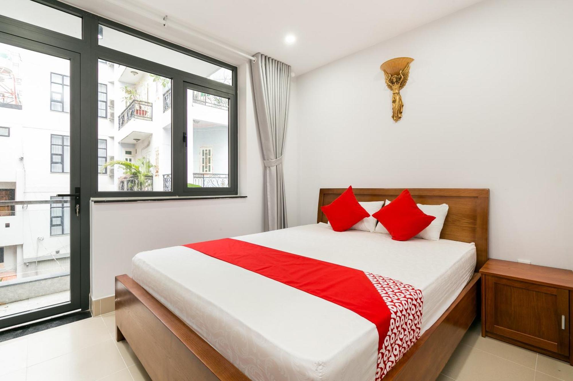 Super Oyo 520 Friendly Homestay Thành Pho Ho Chí Minh Esterno foto