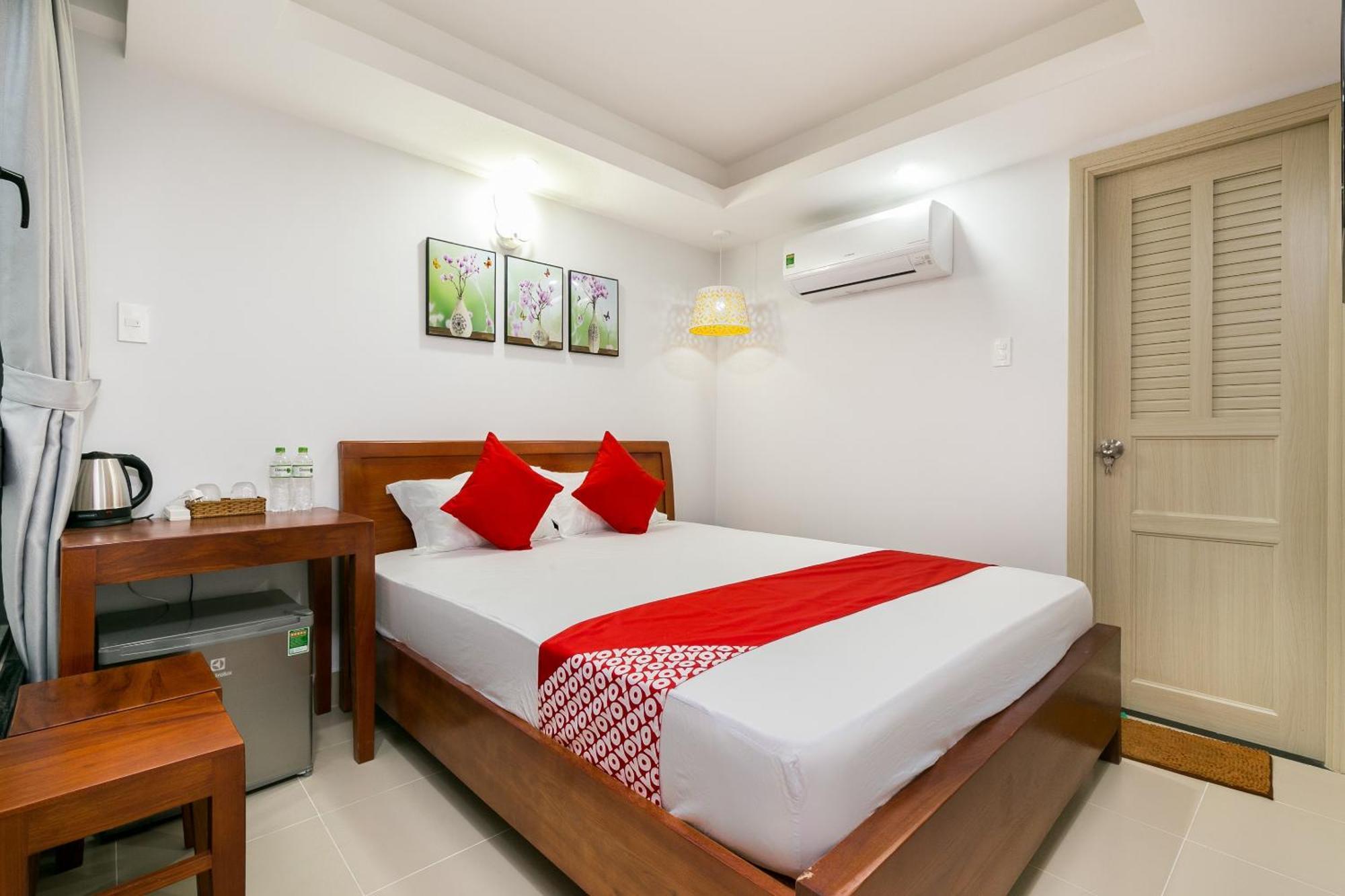 Super Oyo 520 Friendly Homestay Thành Pho Ho Chí Minh Esterno foto